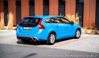 Volvo V60 D4 R-Design, odpočet DPH! 2015