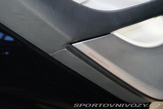 McLaren GT Lift B&W LED Záruka 2023