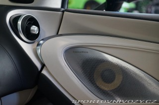McLaren GT Lift B&W LED Záruka 2023