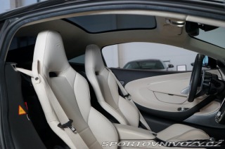 McLaren GT Lift B&W LED Záruka 2023