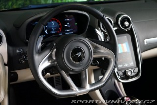 McLaren GT Lift B&W LED Záruka 2023