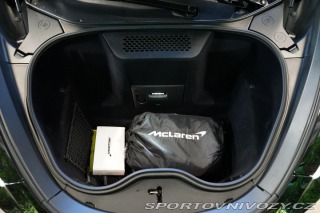 McLaren GT Lift B&W LED Záruka 2023