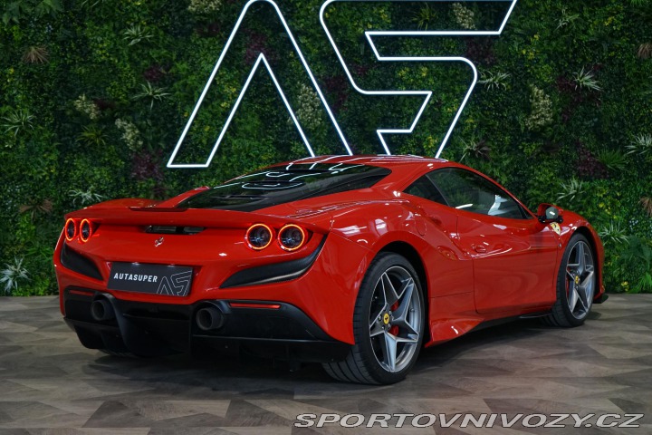 Ferrari F8 Tributo Lift Carbon Dayto 2022