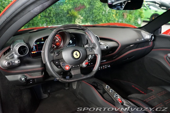Ferrari F8 Tributo Lift Carbon Dayto 2022