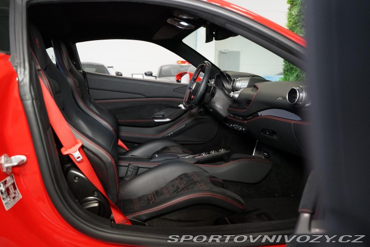 Ferrari F8 Tributo Lift Carbon Dayto 2022