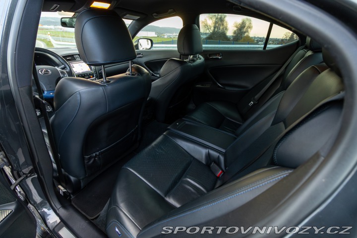 Lexus IS IS-F 2011