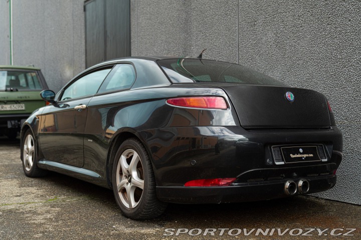 Alfa Romeo GT Coupé JTS DISTINCTIVE EDITION 2005