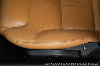 Alfa Romeo GT Coupé JTS DISTINCTIVE EDITION 2005
