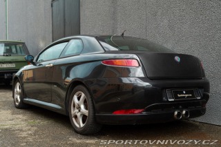 Alfa Romeo GT Coupé JTS DISTINCTIVE EDITION 2005