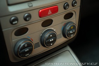 Alfa Romeo GT Coupé JTS DISTINCTIVE EDITION 2005