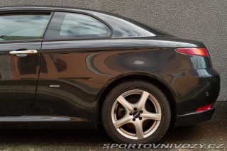 Alfa Romeo GT Coupé JTS DISTINCTIVE EDITION 2005
