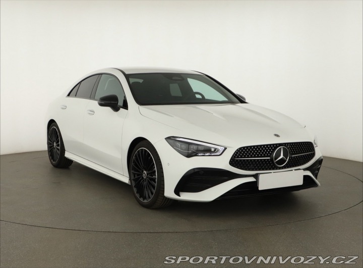 Mercedes-Benz CLA AMG Paket 220 4MATIC 2023