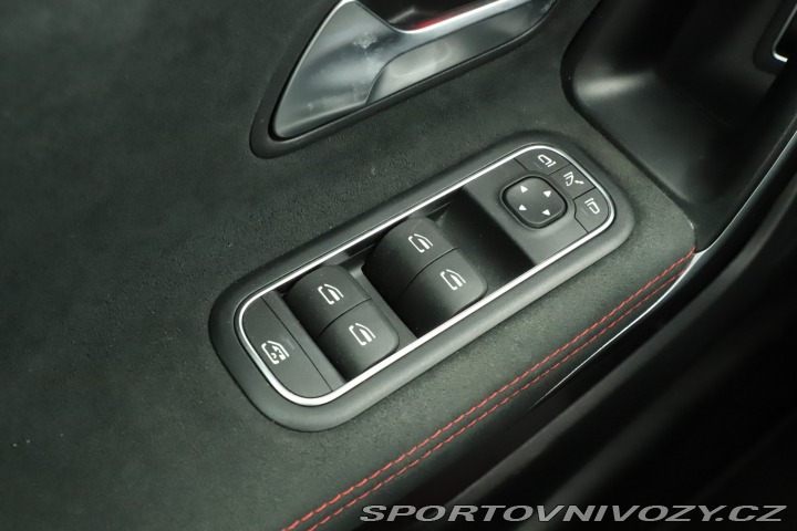 Mercedes-Benz CLA AMG Paket 220 4MATIC 2023