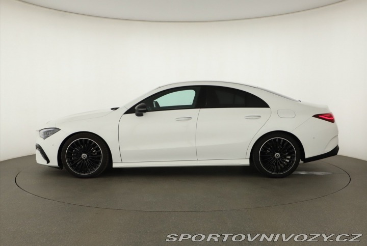 Mercedes-Benz CLA AMG Paket 220 4MATIC 2023