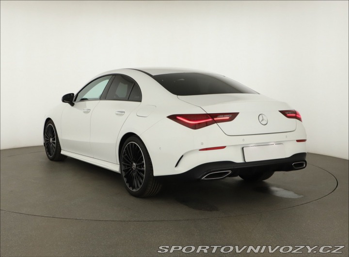 Mercedes-Benz CLA AMG Paket 220 4MATIC 2023