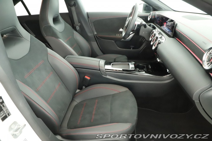 Mercedes-Benz CLA AMG Paket 220 4MATIC 2023