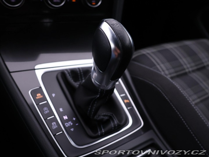 Volkswagen Golf 2,0 TDI 135kW DSG Xenon G 2015