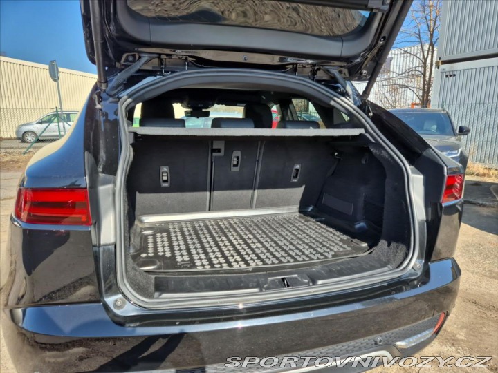 Jaguar E-Pace 2,0 D200 Auto 4WD R-Dynam 2021