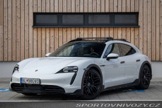 Porsche Taycan 4S Cross Turismo