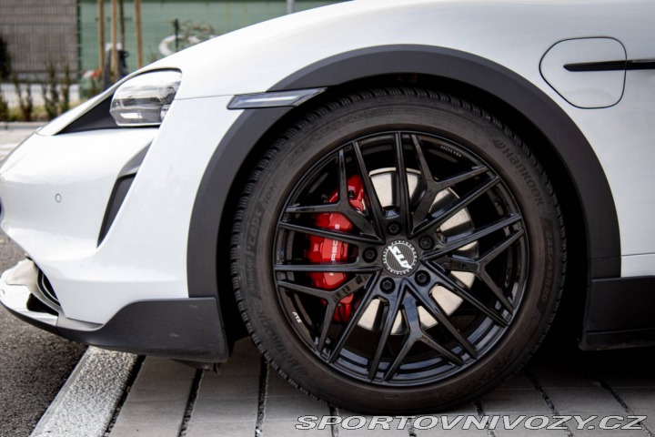 Porsche Taycan 4S Cross Turismo 2022