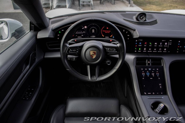 Porsche Taycan 4S Cross Turismo 2022