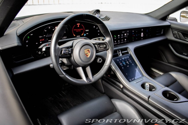Porsche Taycan 4S Cross Turismo 2022