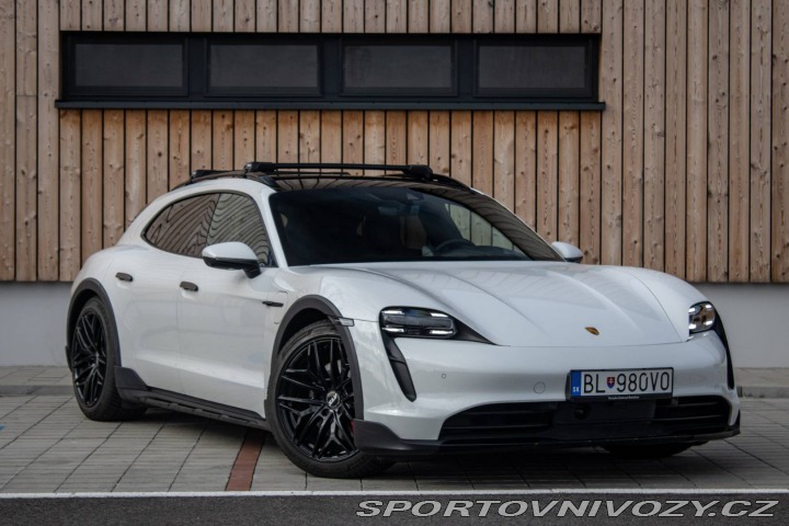 Porsche Taycan 4S Cross Turismo 2022