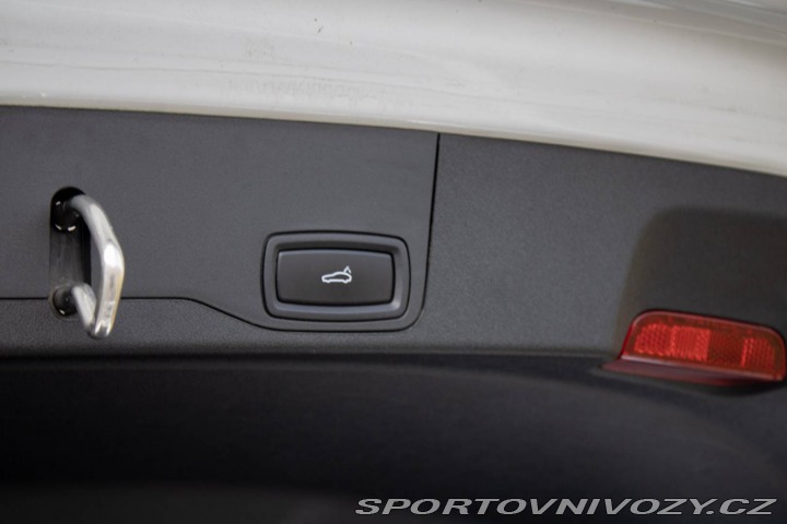 Porsche Taycan 4S Cross Turismo 2022