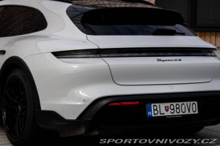 Porsche Taycan 4S Cross Turismo 2022