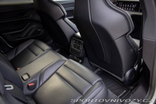 Porsche Taycan 4S Cross Turismo 2022