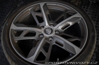 Porsche Taycan 4S Cross Turismo 2022