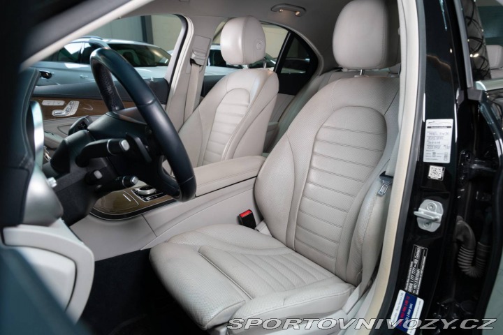 Mercedes-Benz C 400 4matic A/T 2015