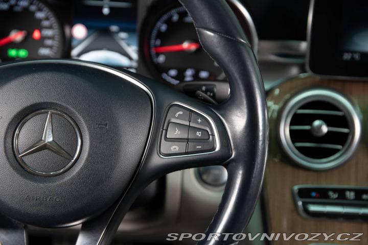 Mercedes-Benz C 400 4matic A/T 2015