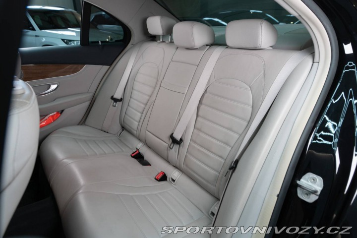 Mercedes-Benz C 400 4matic A/T 2015