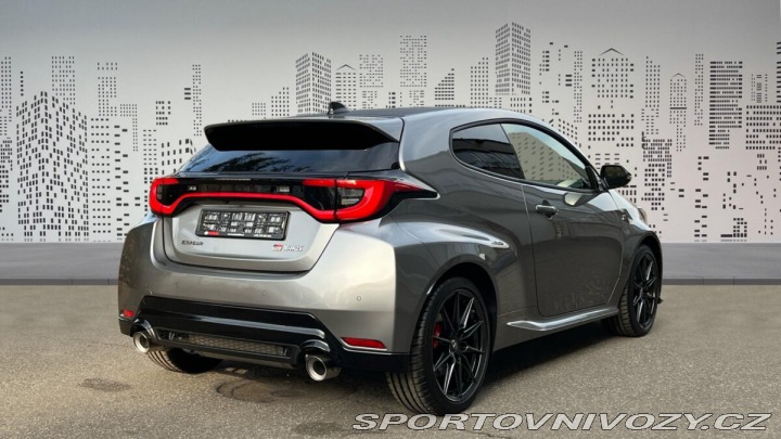 Toyota Yaris GR 1,6 turbo GR AT Dynami 2024