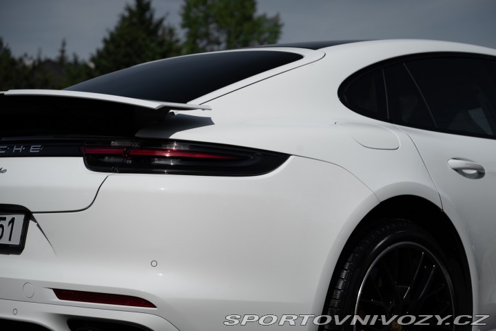 Porsche Panamera Turbo 2017