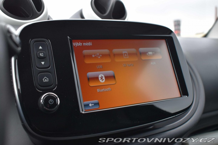 Smart Fortwo EQ*60kW*NAVI*KLIMA*DPH* 2018