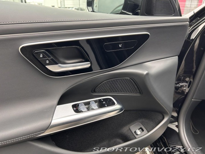 Mercedes-Benz E E 220d 4MATIC AMG 2024
