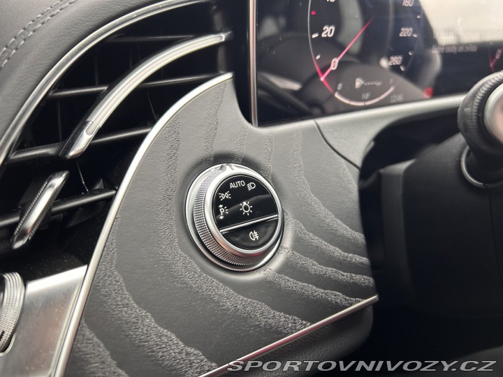 Mercedes-Benz E E 220d 4MATIC AMG 2024