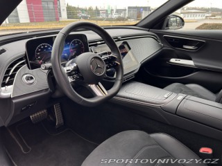 Mercedes-Benz E E 220d 4MATIC AMG 2024