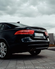 Jaguar XE  2016