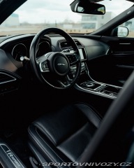 Jaguar XE  2016