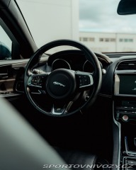 Jaguar XE  2016