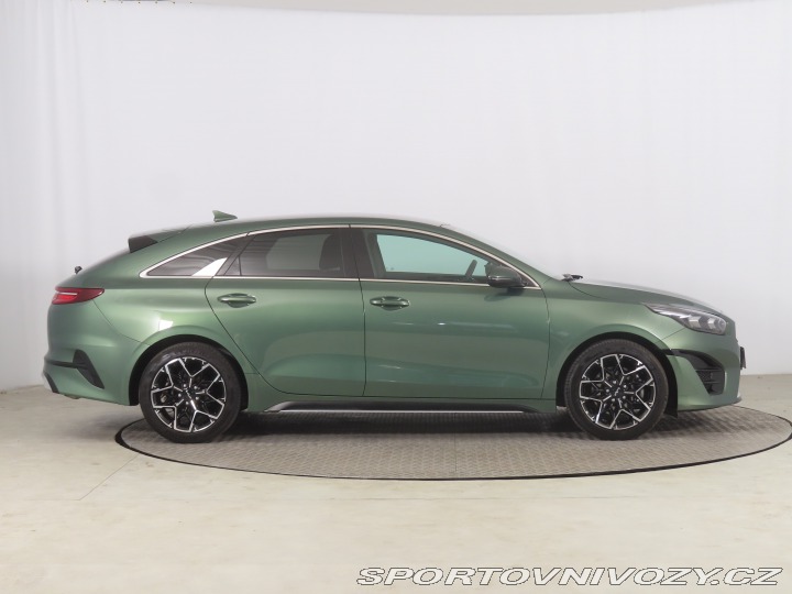 Kia ProCeed GT-Line 1.5 T-GDI 2023