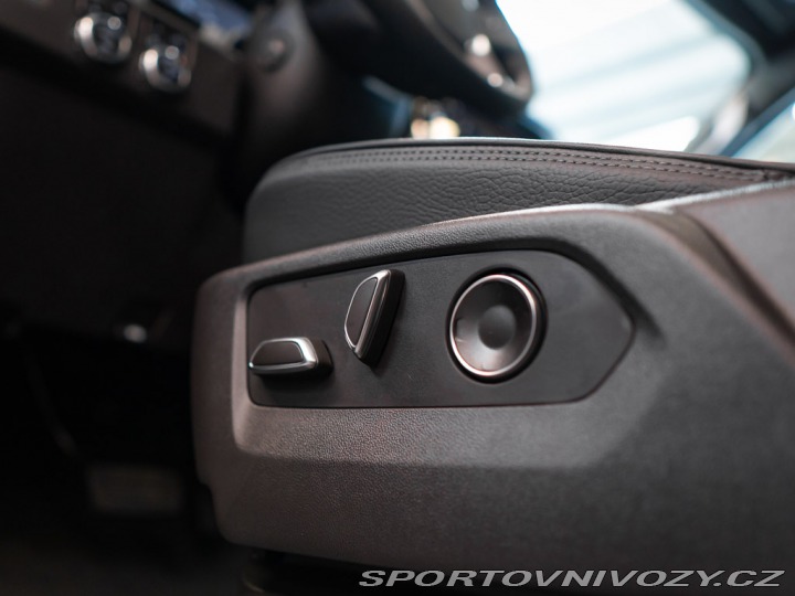 Ostatní značky Ostatní modely GMC Sierra 6.2 V8 Denali Head-Up 2026