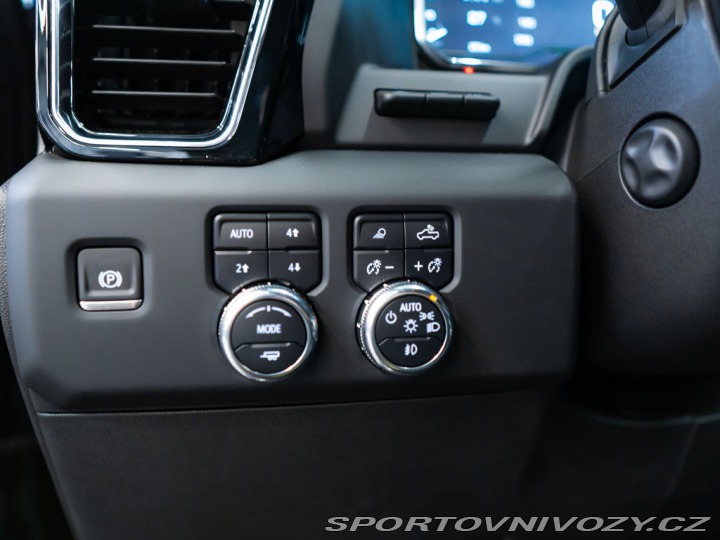 Ostatní značky Ostatní modely GMC Sierra 6.2 V8 Denali Head-Up 2026