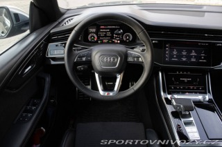 Audi SQ8  2021