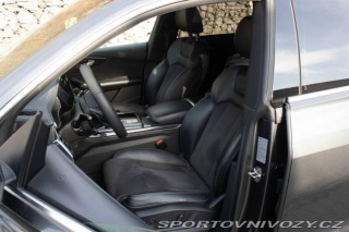 Audi SQ8  2021