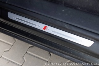 Audi SQ8  2021