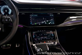 Audi SQ8  2021
